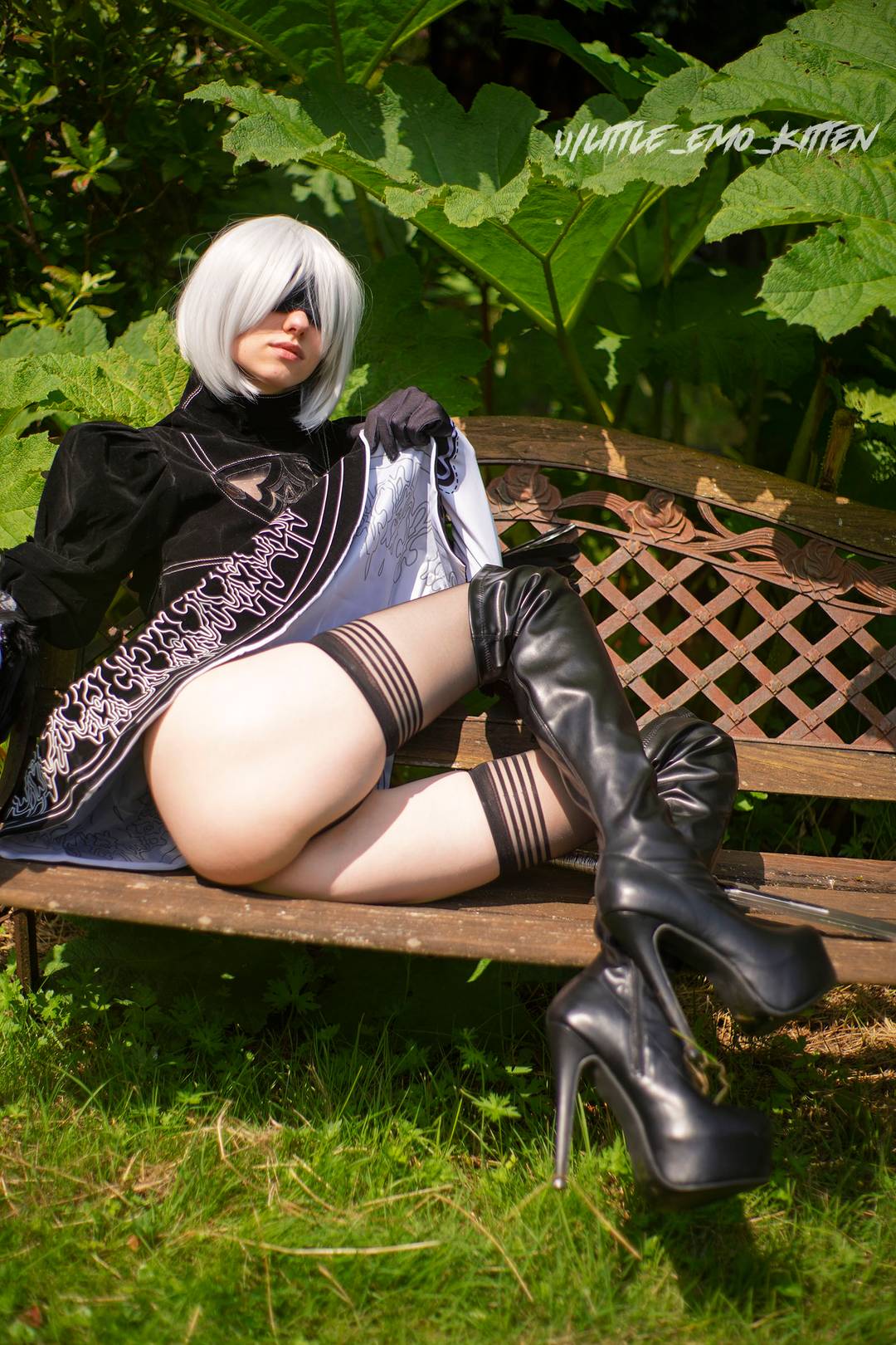 2B by little_emo_kitten | Scrolller
