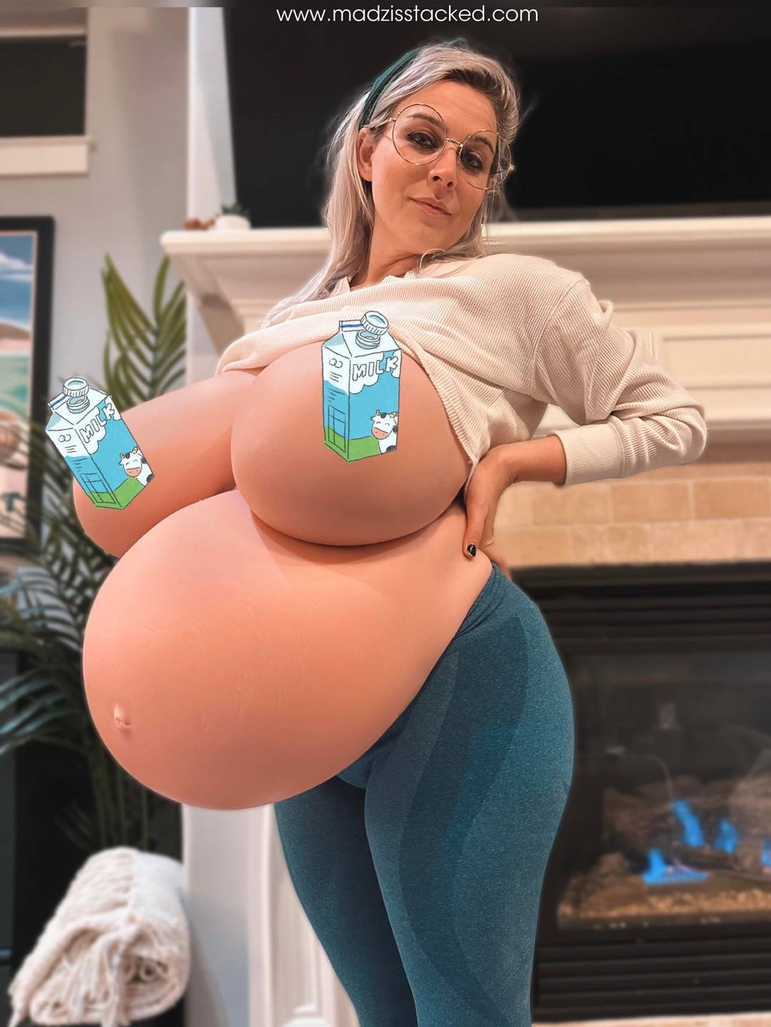 Big belly mommy (@madzisstacked) | Scrolller