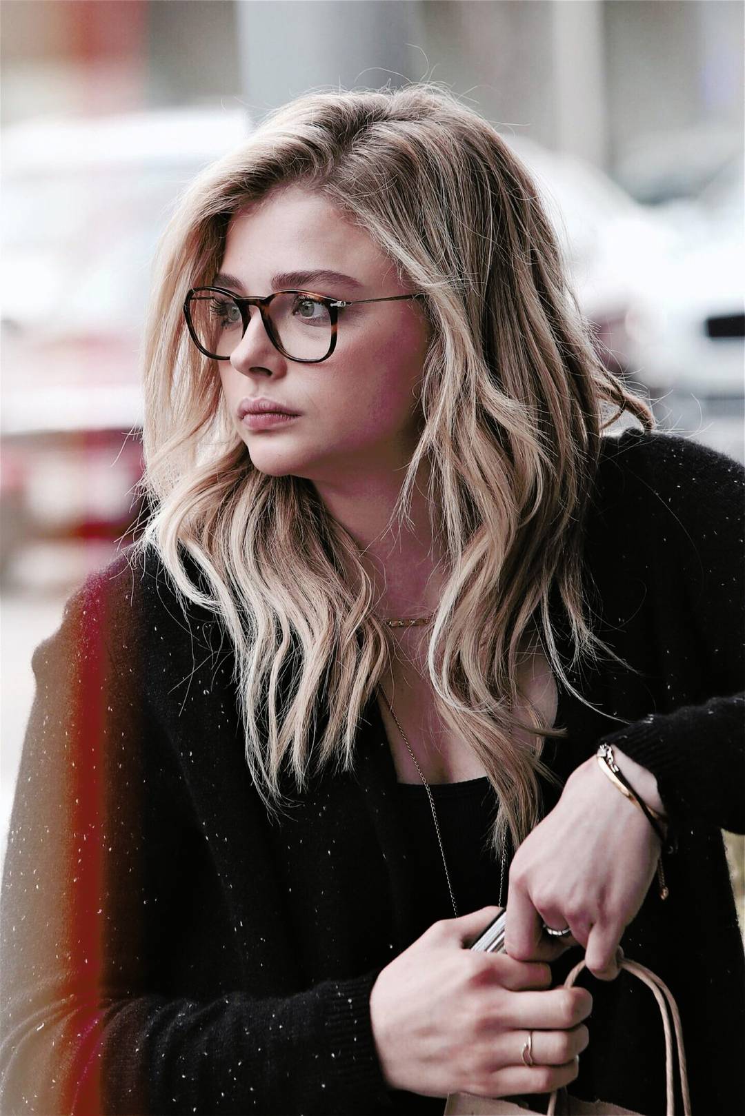 Chloë Moretz glasses