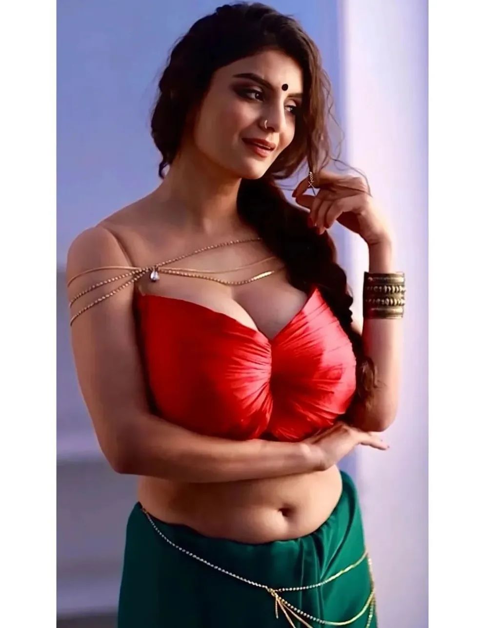 when indian women sees a real bwc. | Scrolller