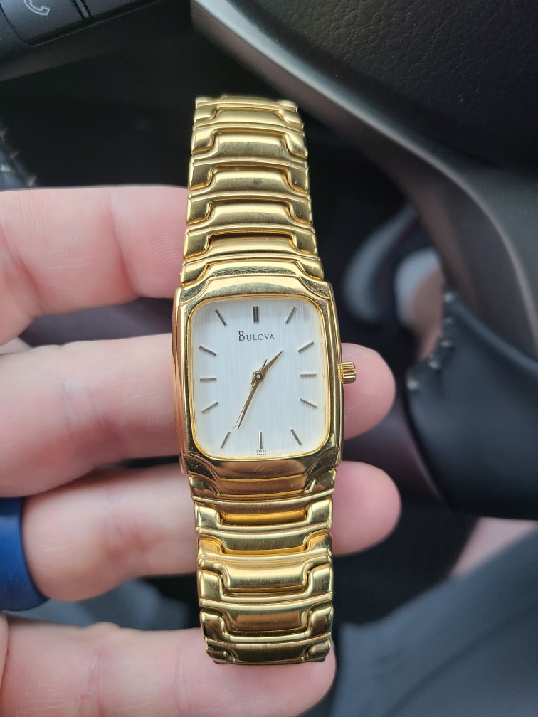 Help identifying a watch.